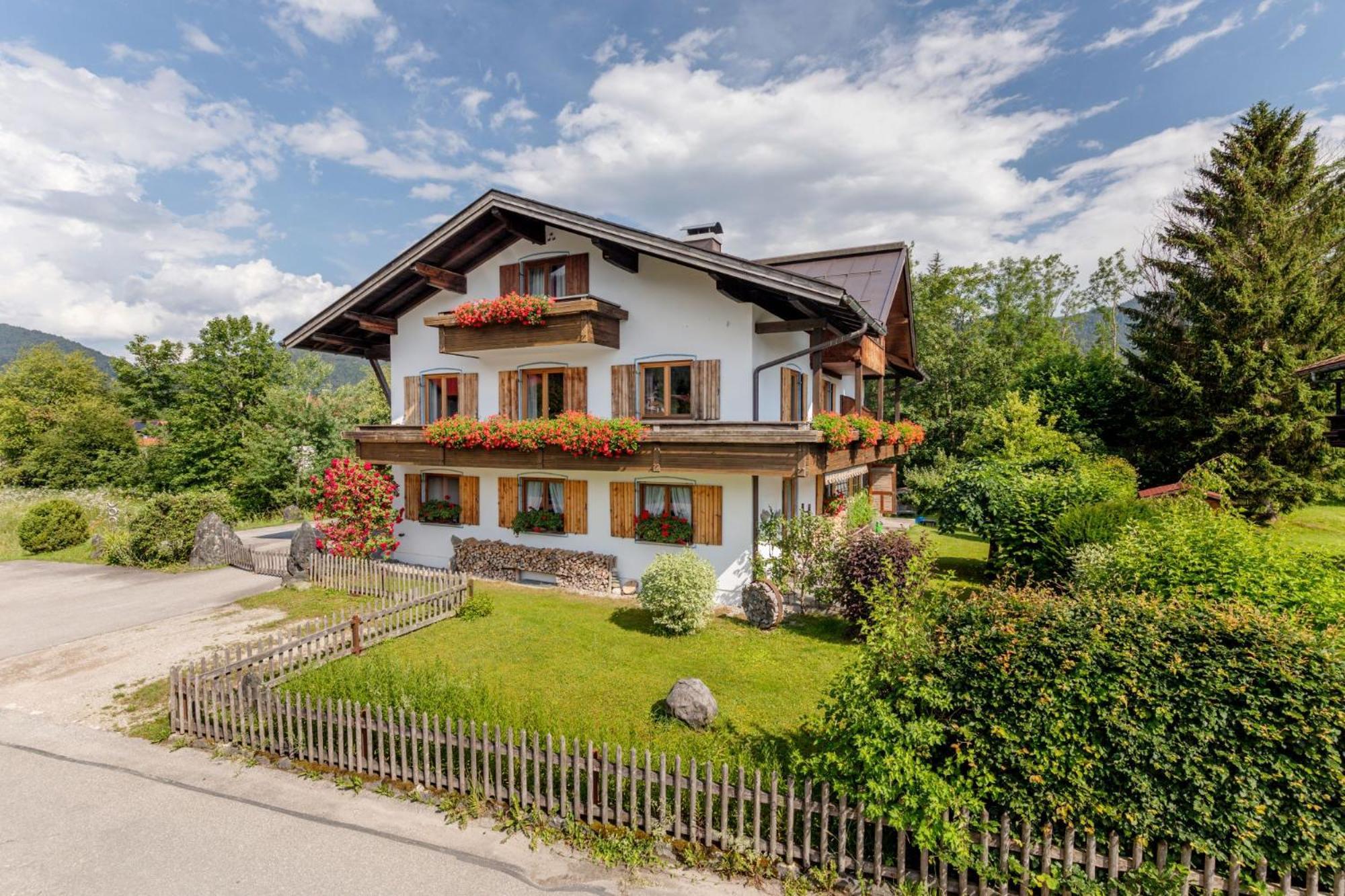 Apartment Haus In Der Loferau *